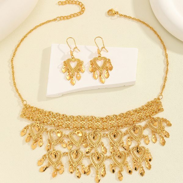3pcs Heart Jewelry Set – Retro Necklace & Earrings for Women 10 06ff940e 1aa9 4682 9bb5 a04b4e816b4a