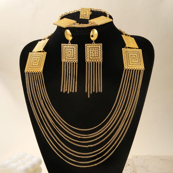 5pcs 18K Gold Plated Jewelry Set – Tassel Multi-Layer Wedding & Party Set 17 3d15087c 0668 420b b4a6 9ba99dca1527